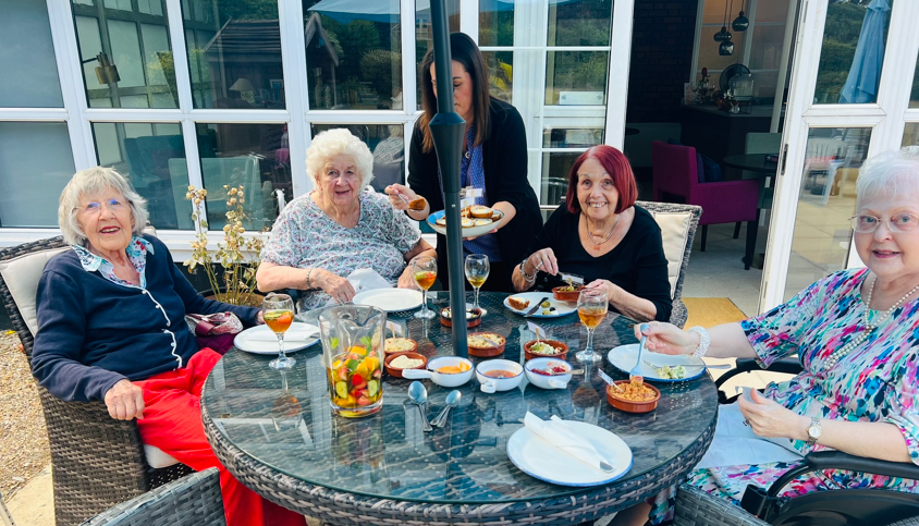 Wonderful Supper Club in the Hertfordshire Sunshine!!